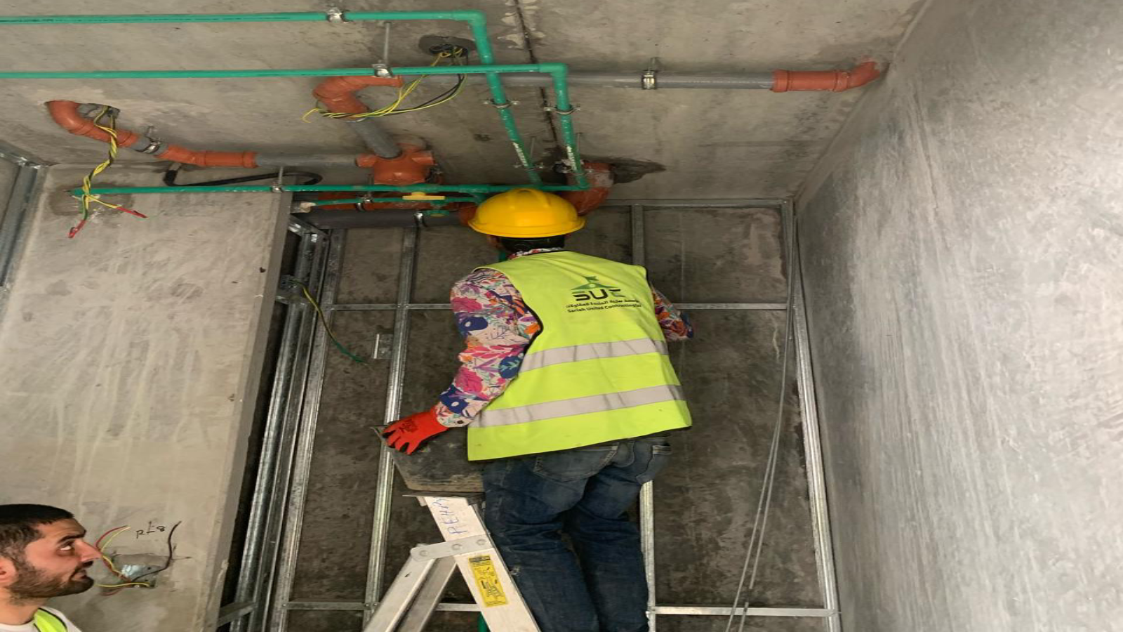 plumbing-technicians-on-site-saudi